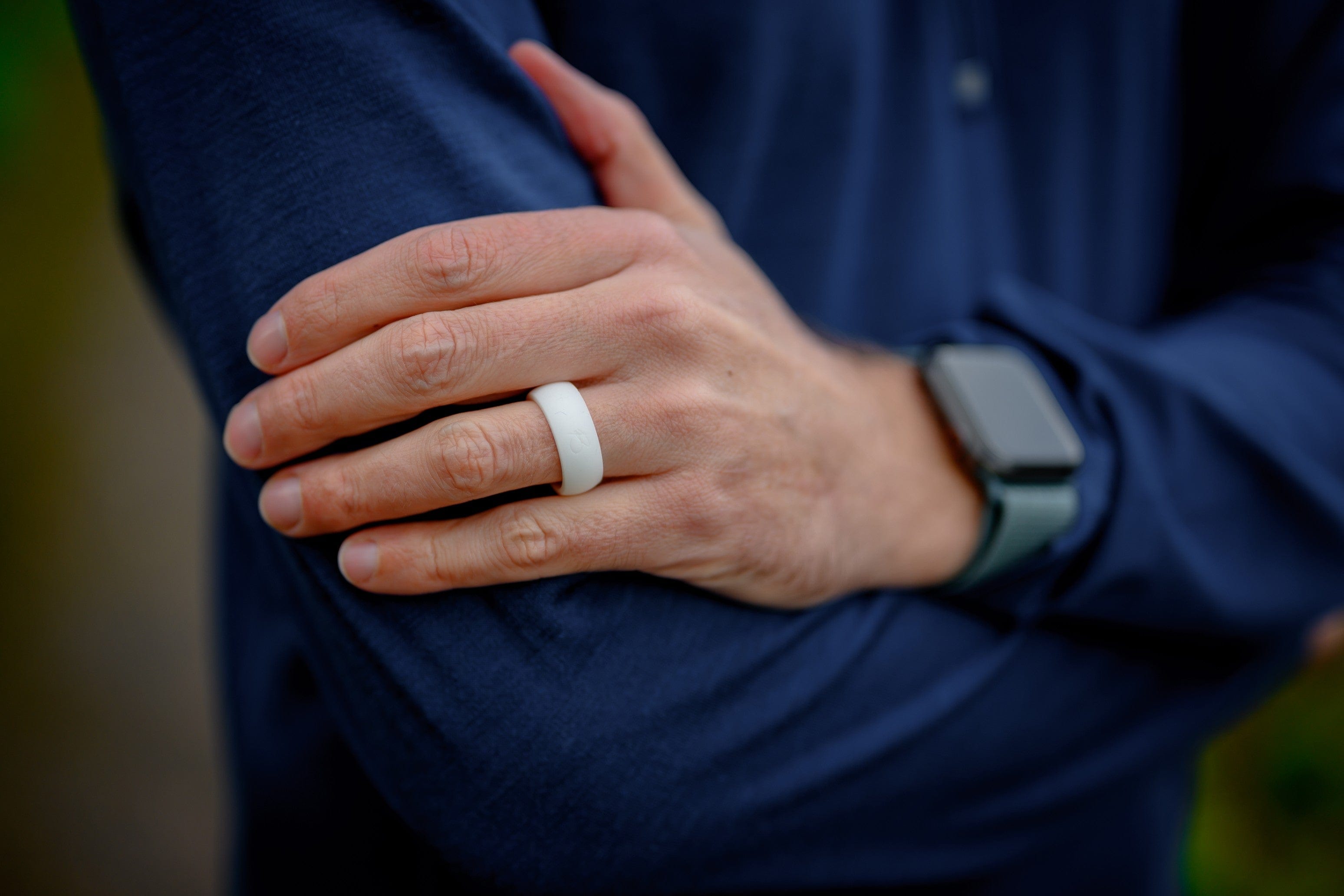 botthms white silicone ring